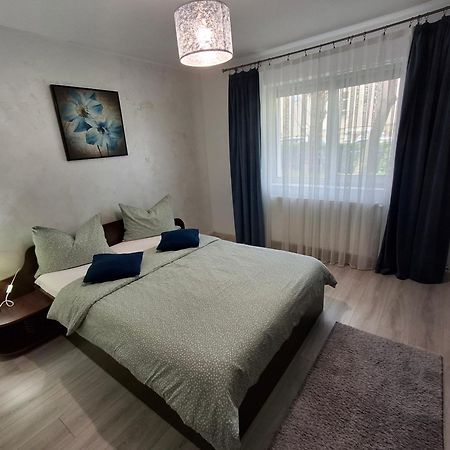 Apartament Claudia Deva Exterior photo