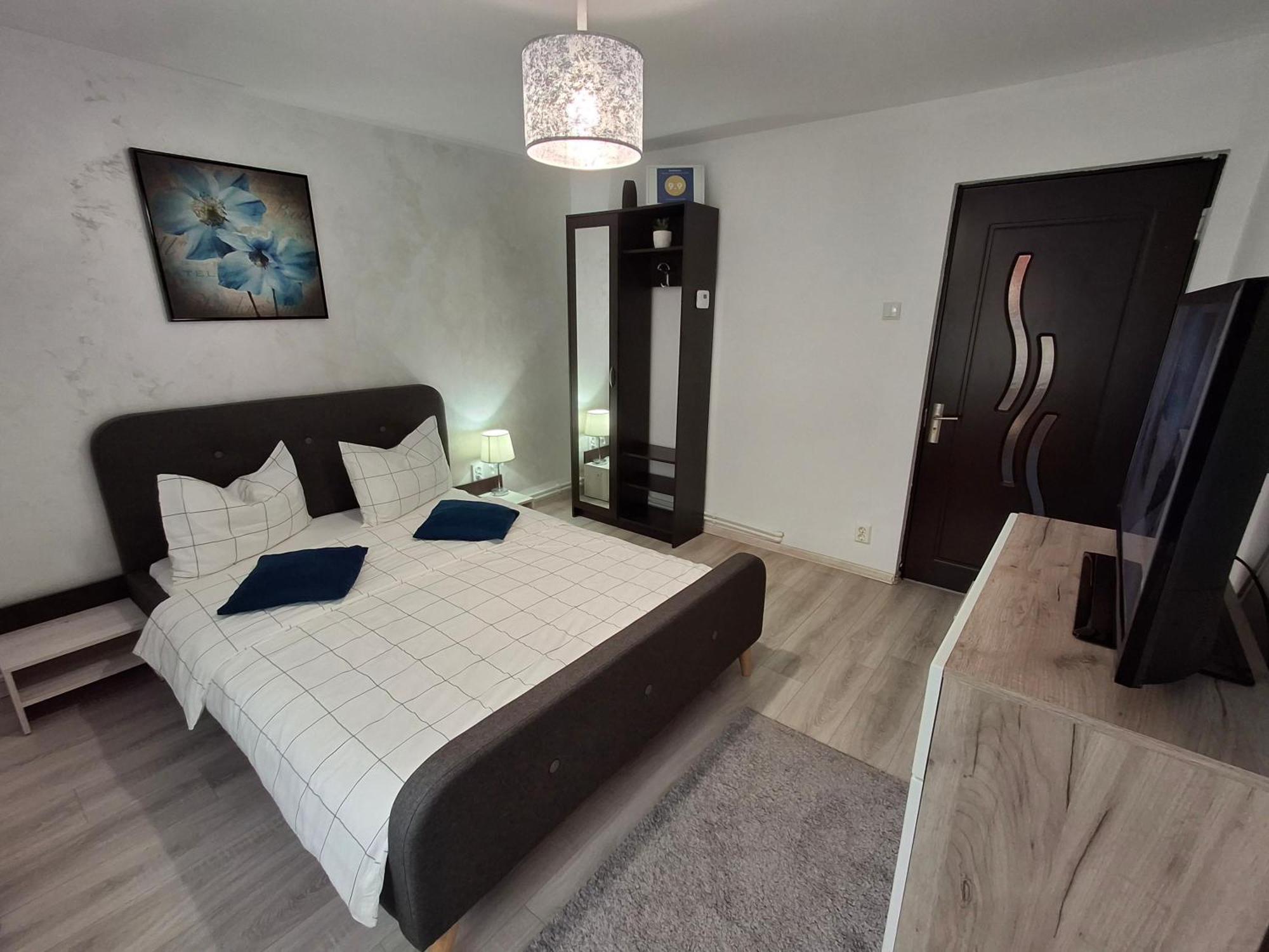 Apartament Claudia Deva Exterior photo