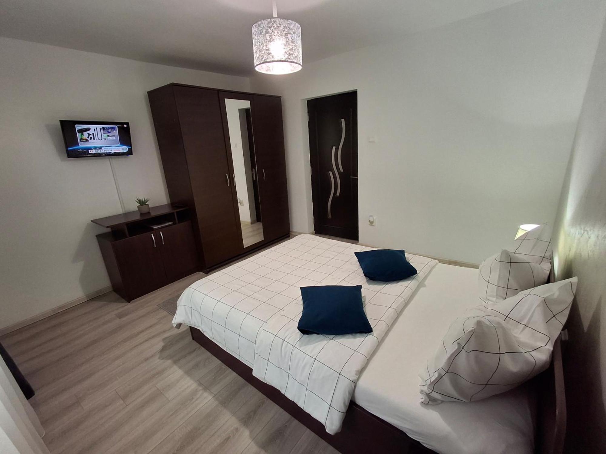 Apartament Claudia Deva Exterior photo