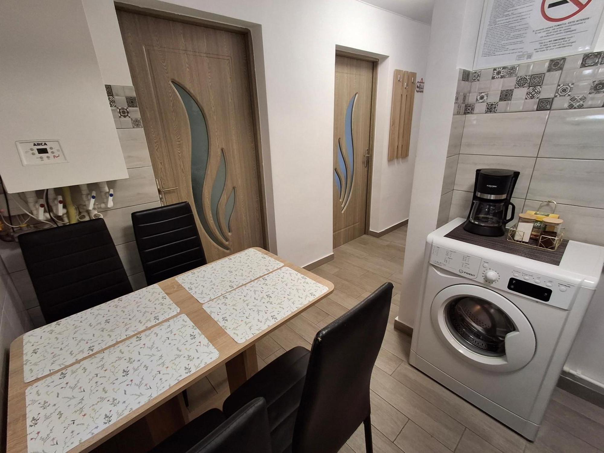 Apartament Claudia Deva Exterior photo