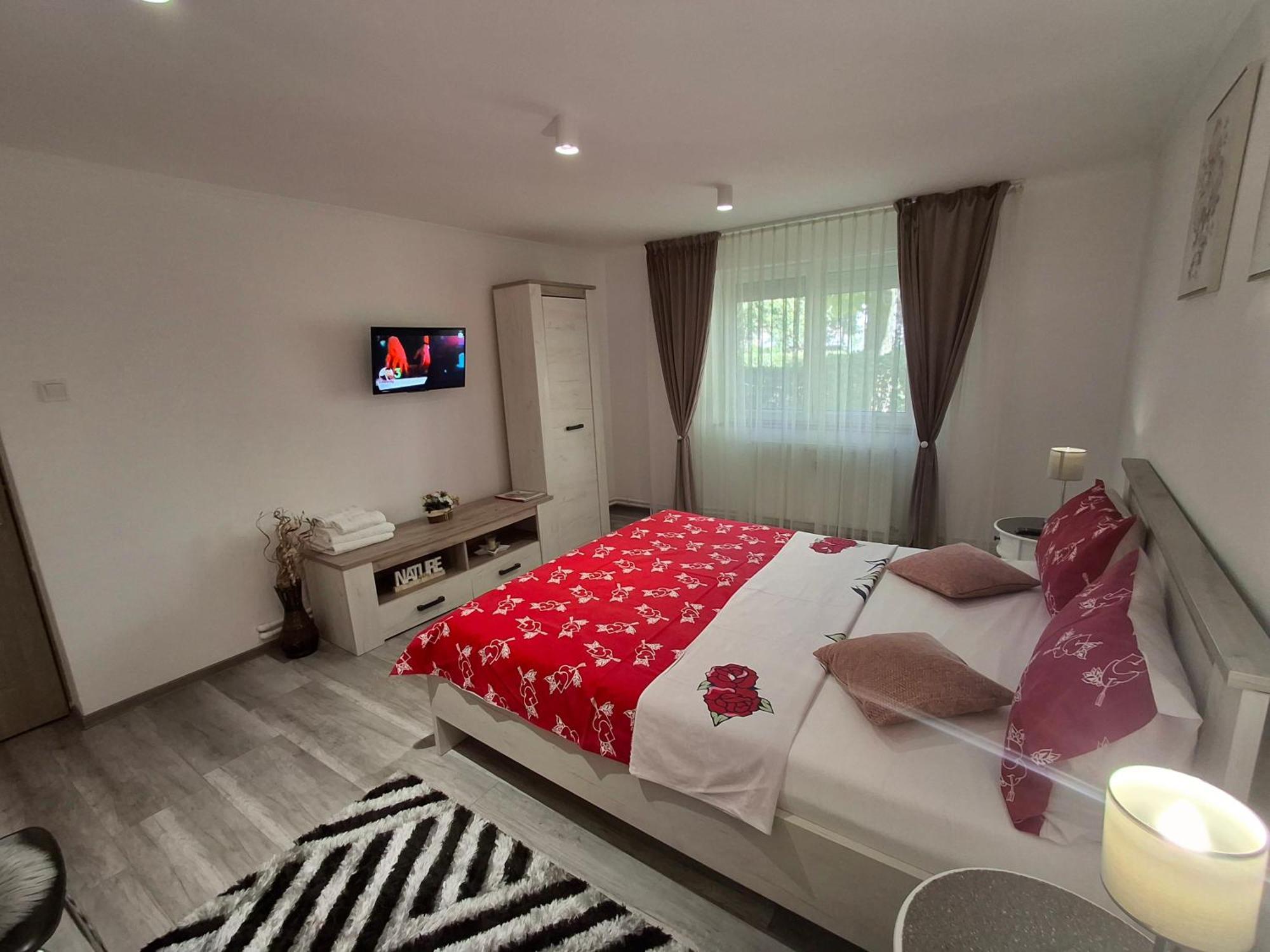 Apartament Claudia Deva Exterior photo