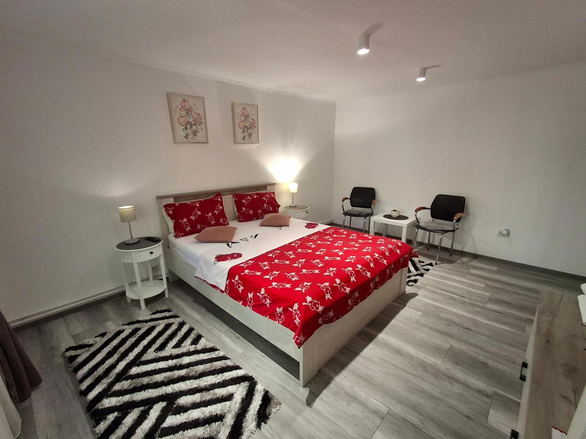 Apartament Claudia Deva Exterior photo